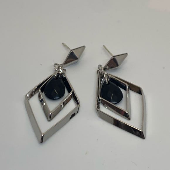 Earrings - Picture 2 of 2